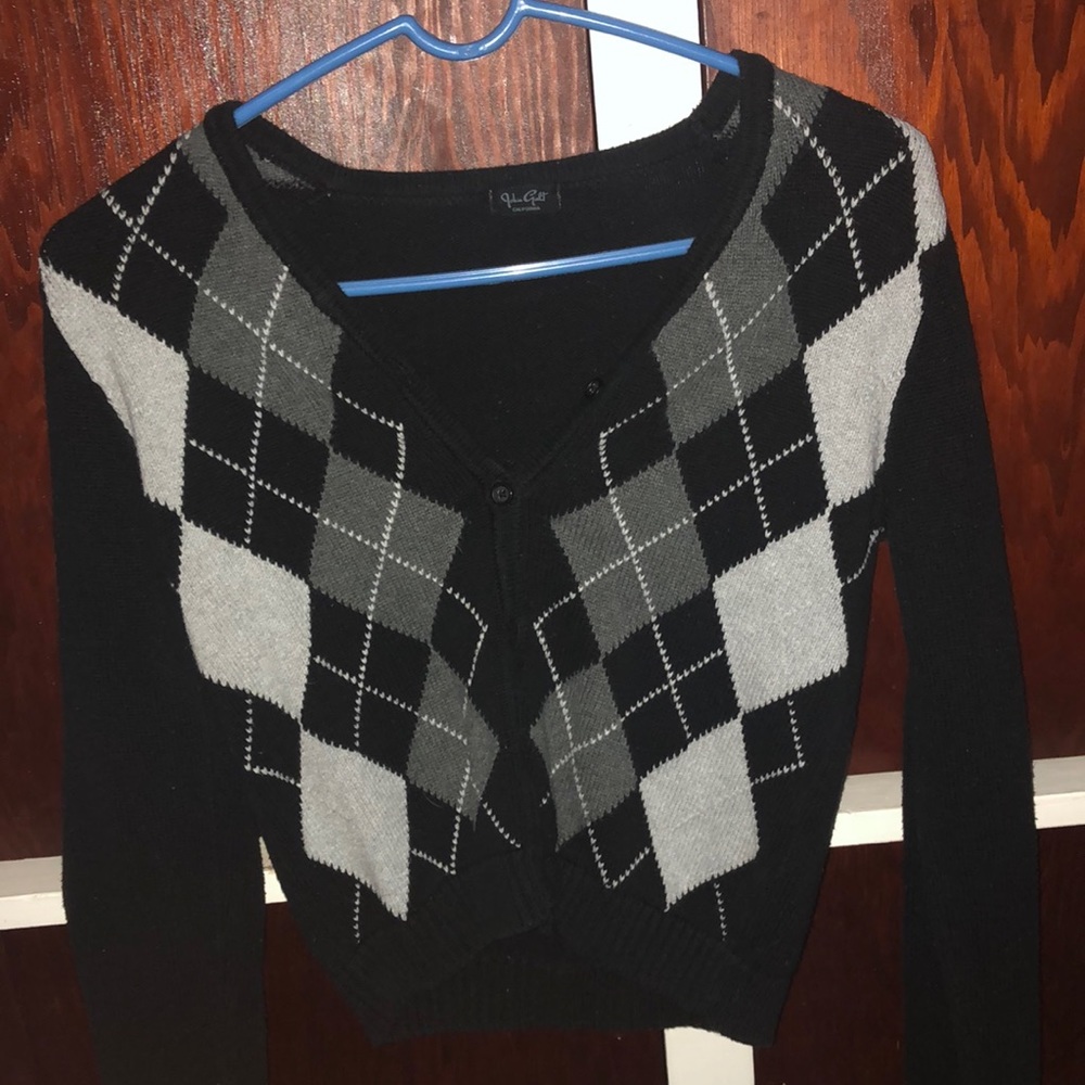black long sleeve button up plaid top